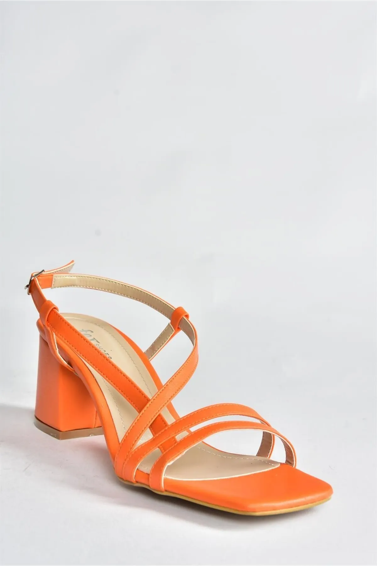 Fox Shoes  Orangefarbene Damenschuhe mit Absatz H922741009