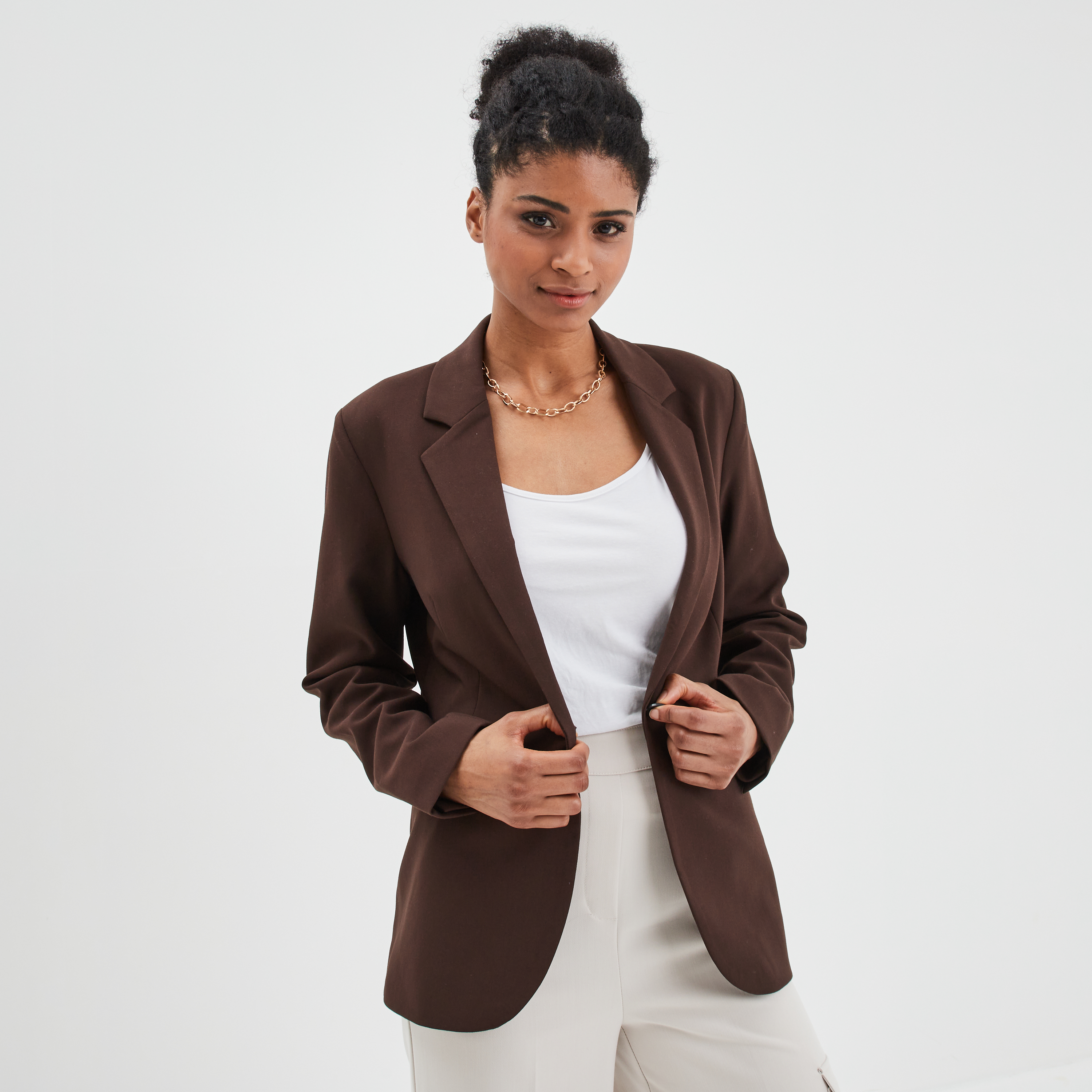 Veste droite boutonnée manches longues marron foncé femme | La Halle