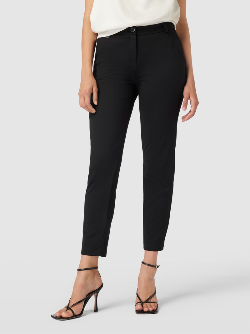 Stoffhose mit Bügelfalten in schwarz