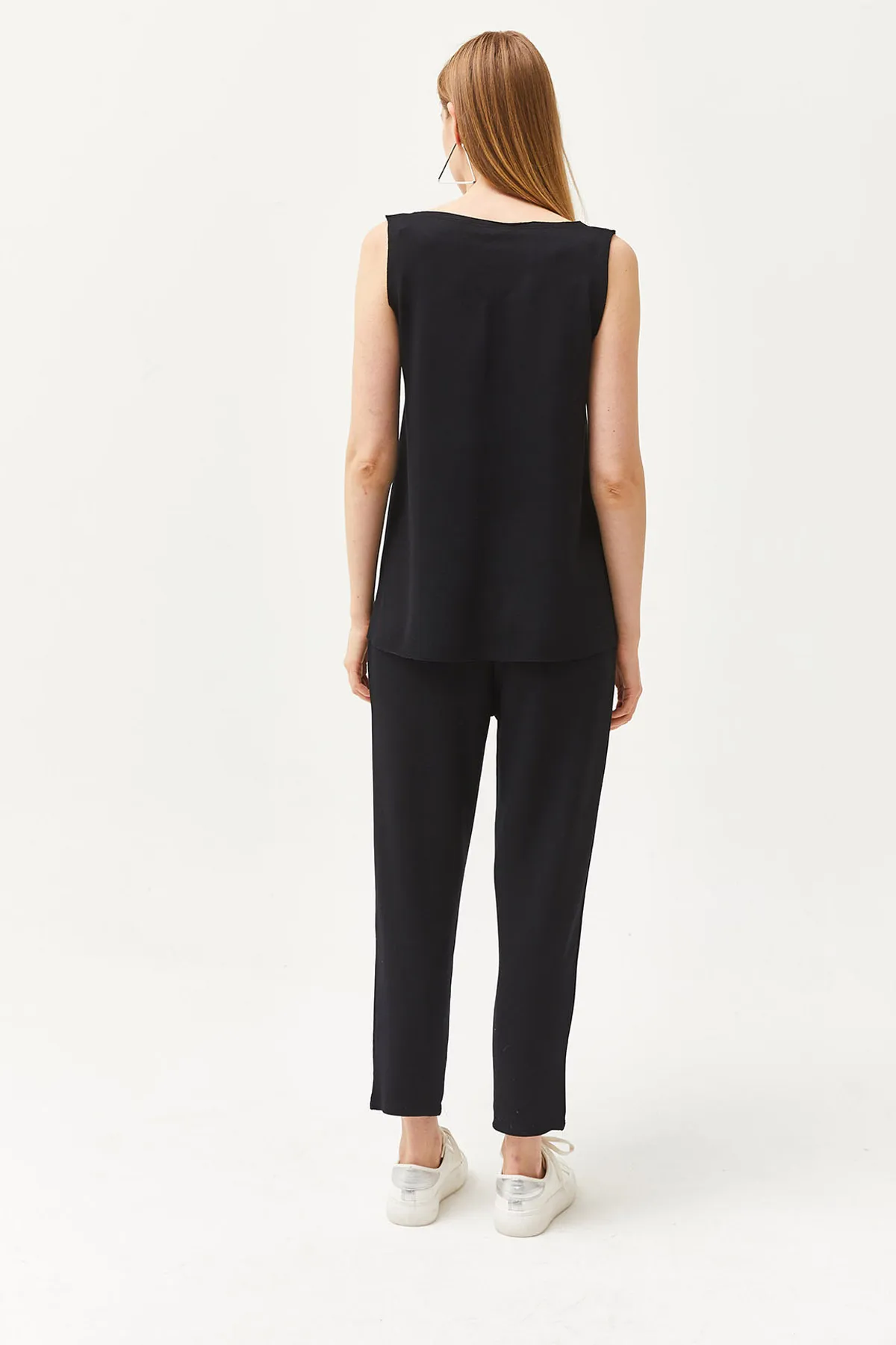 Olalook  Schwarze ärmellose, lockere Bluse für Damen mit Kristallen, Oberteil und TKM-19000271