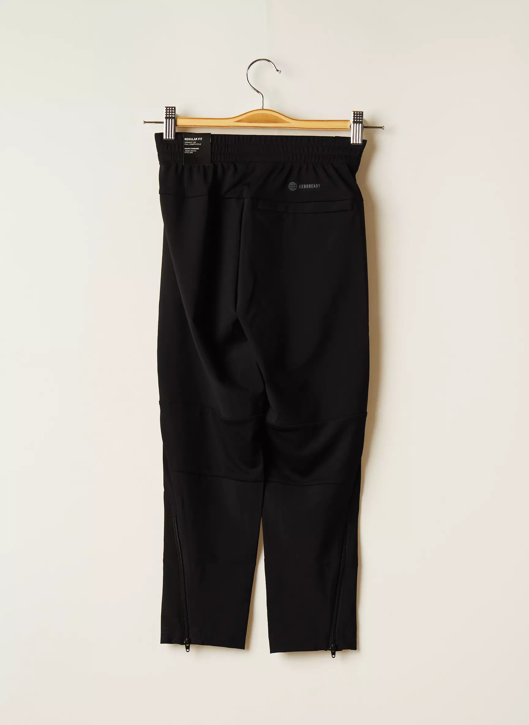 Adidas Jogging Garcon couleur noir