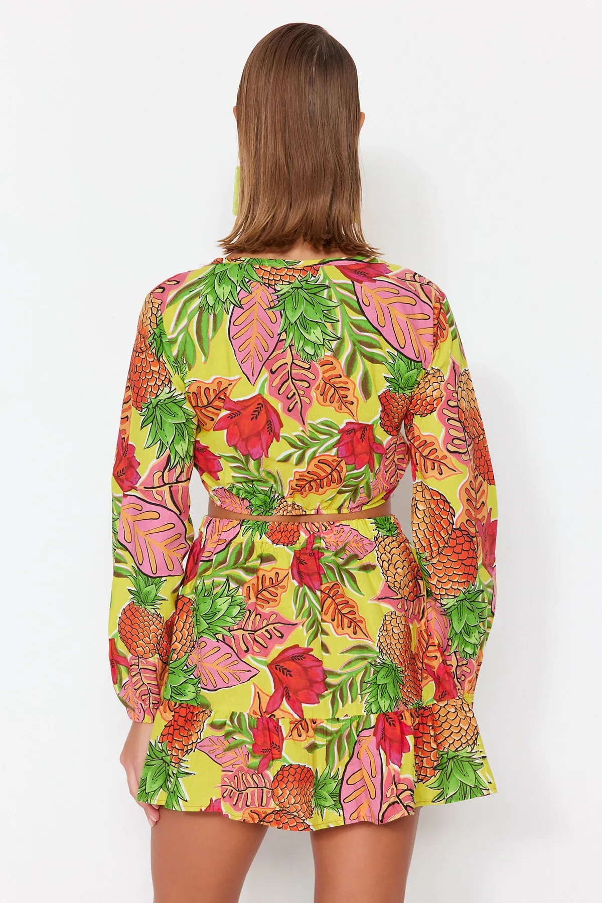 Trendyol Collection  Blusen-Rock-Set aus 100 % gewebter Baumwolle mit Fruchtmuster TBESS23AU00009