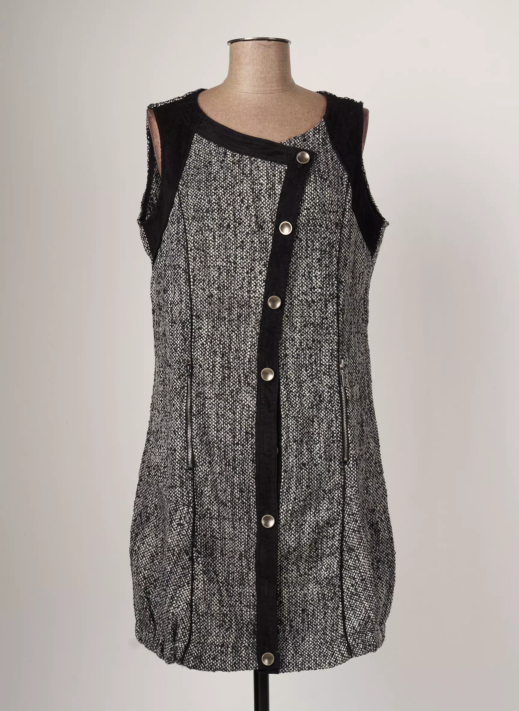 Areline Robes Courtes Femme couleur noir