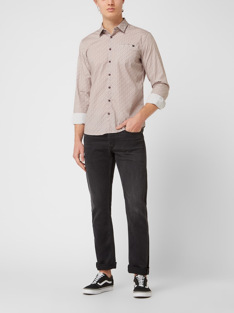 Slim Fit Freizeithemd mit Stretch-Anteil in fuchsia