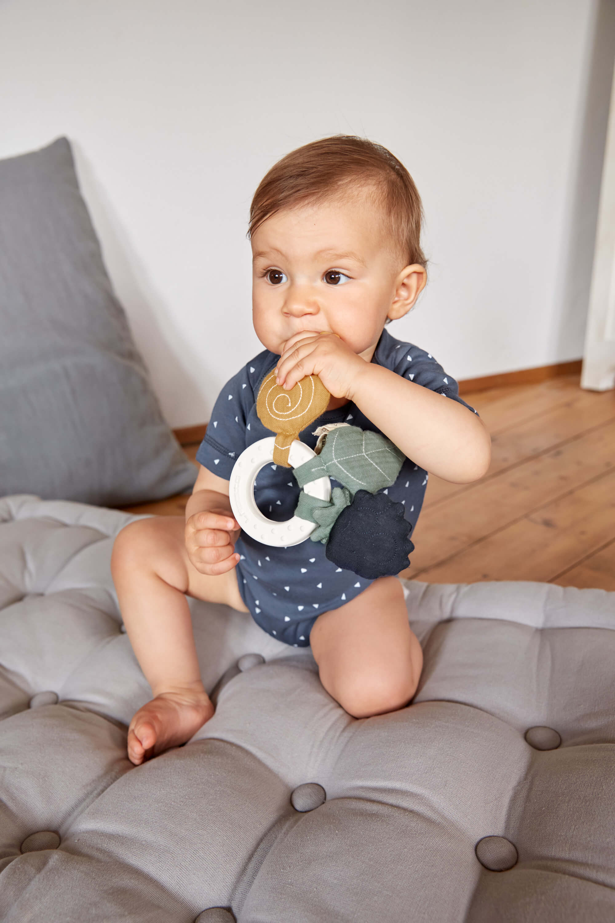 Baby Wickelbody langarm - Bio Baumwolle, Dreiecke, Blau