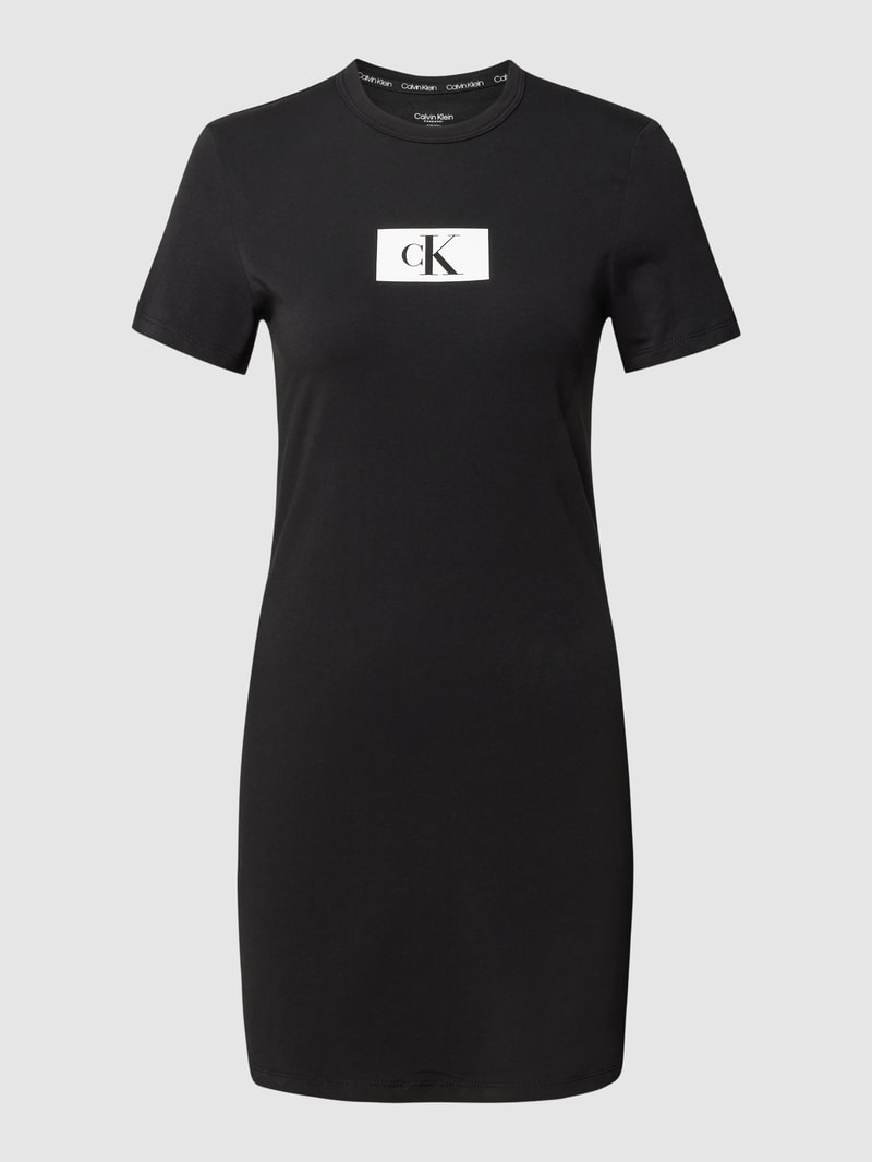 Nachthemd mit Label-Print in schwarz