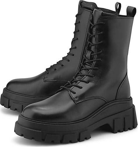 Another A Plateau-Stiefelette