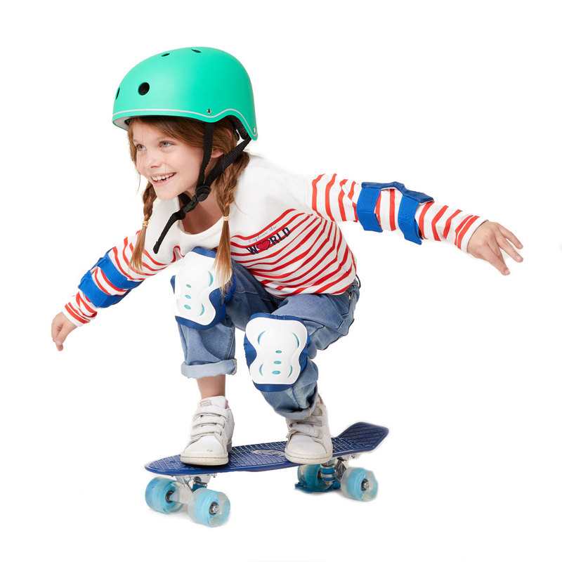 Skate bleu roues lumineuses Oxybul