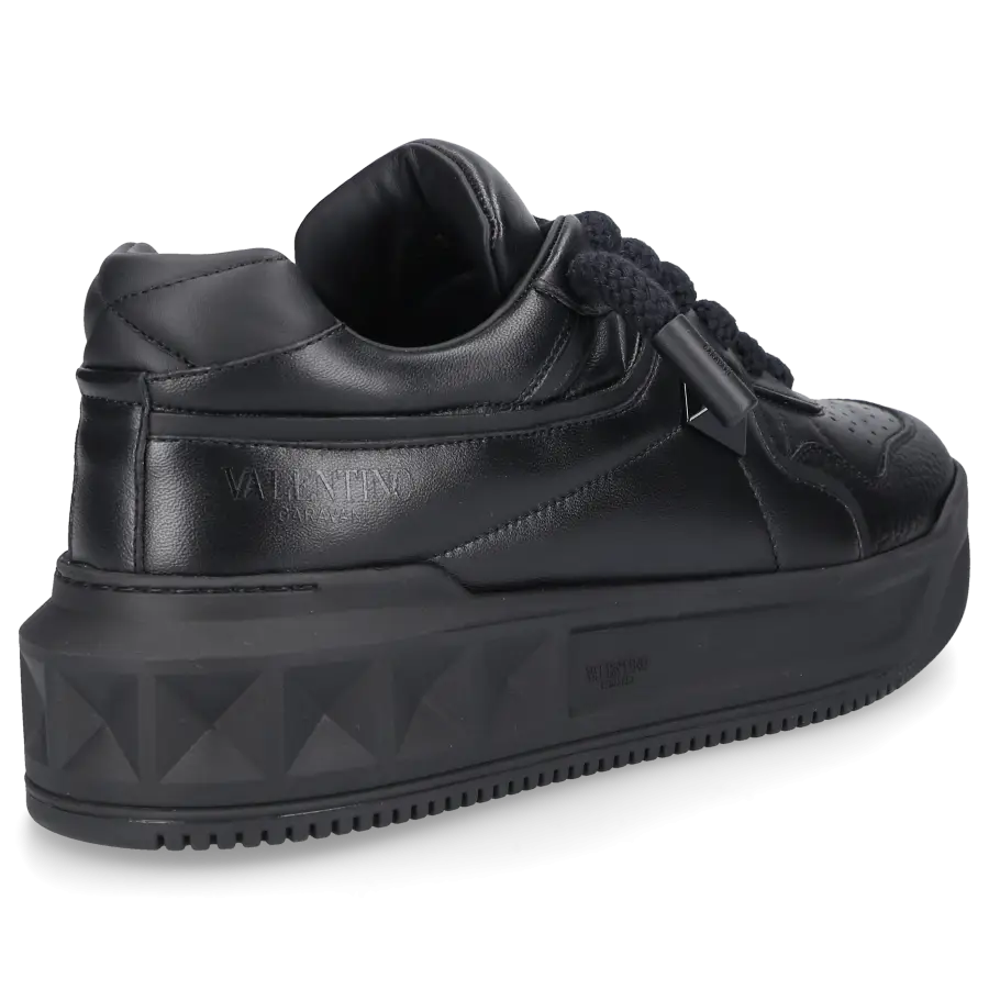 Valentino Garavani - Sneaker low ONE STUD XL Nappaleder - schwarz