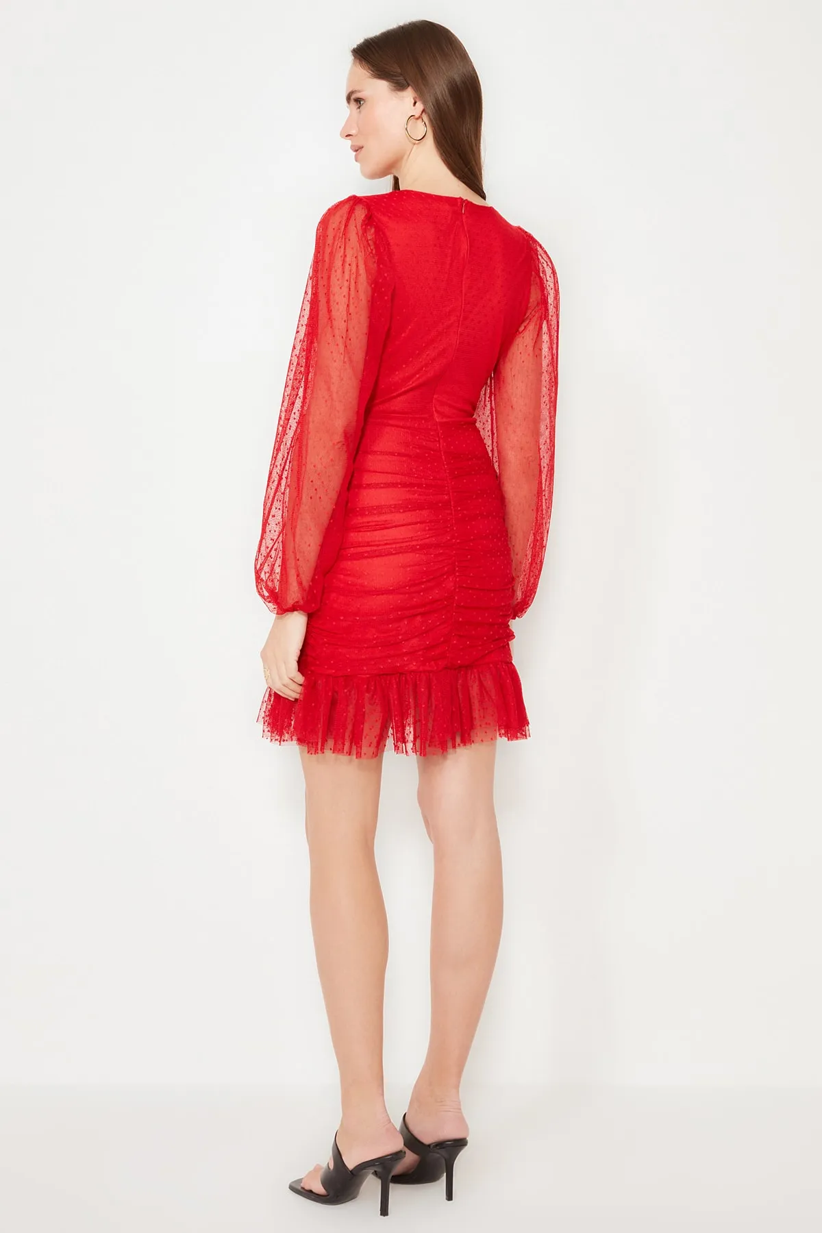 Trendyol Collection  Elegantes Abendkleid aus rot gefüttertem Tüll TPRSS20EL0317