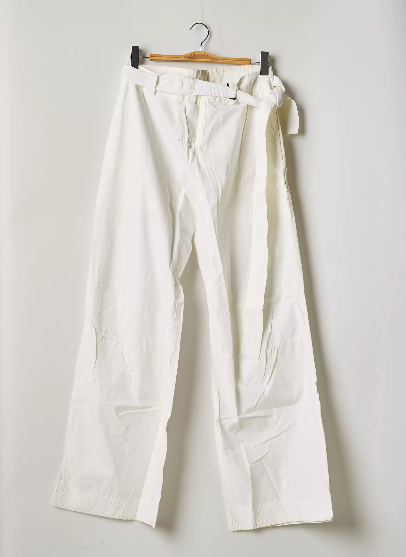 Aem Kei Pantalons Larges Femme couleur beige