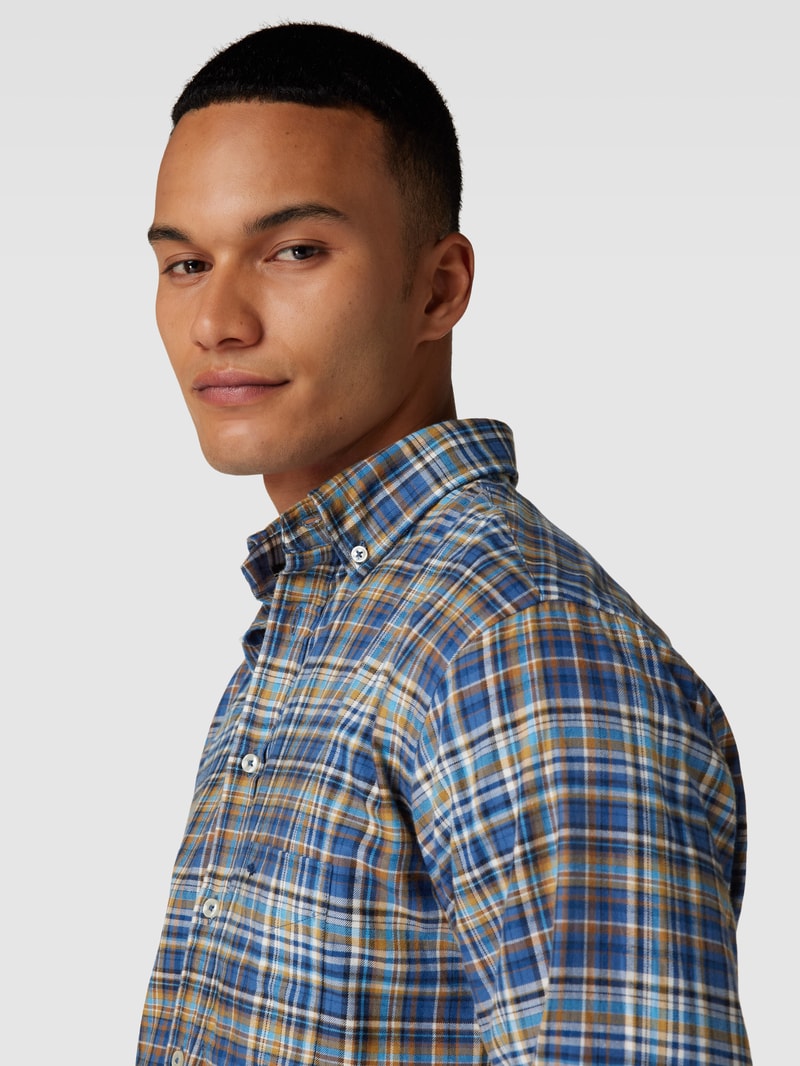 Freizeithemd mit Button-Down-Kragen in camel