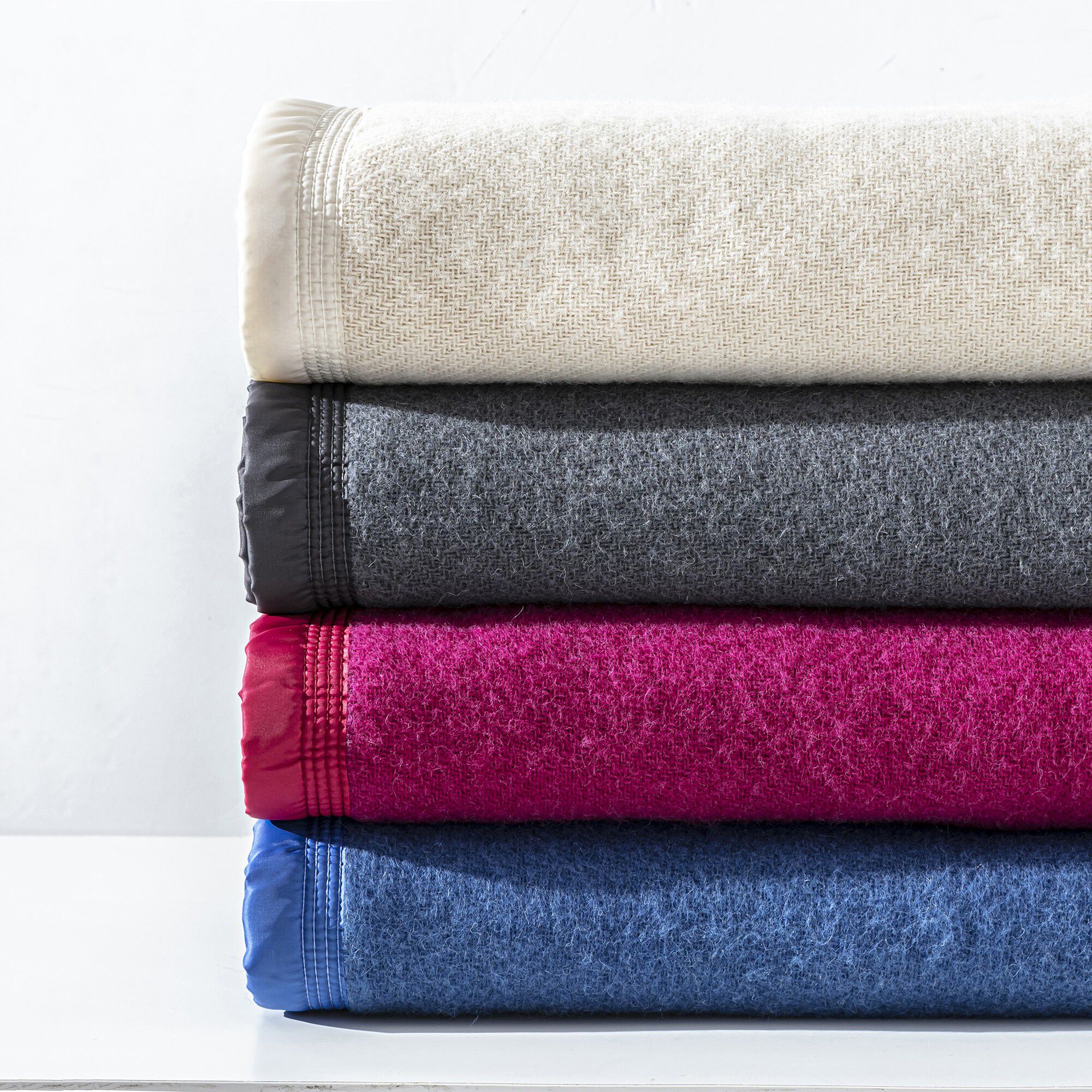 Couverture laine 1er prix 350g/m2
