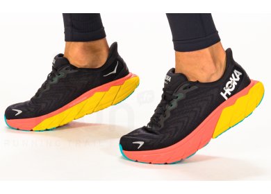 Hoka One One Arahi 6 M