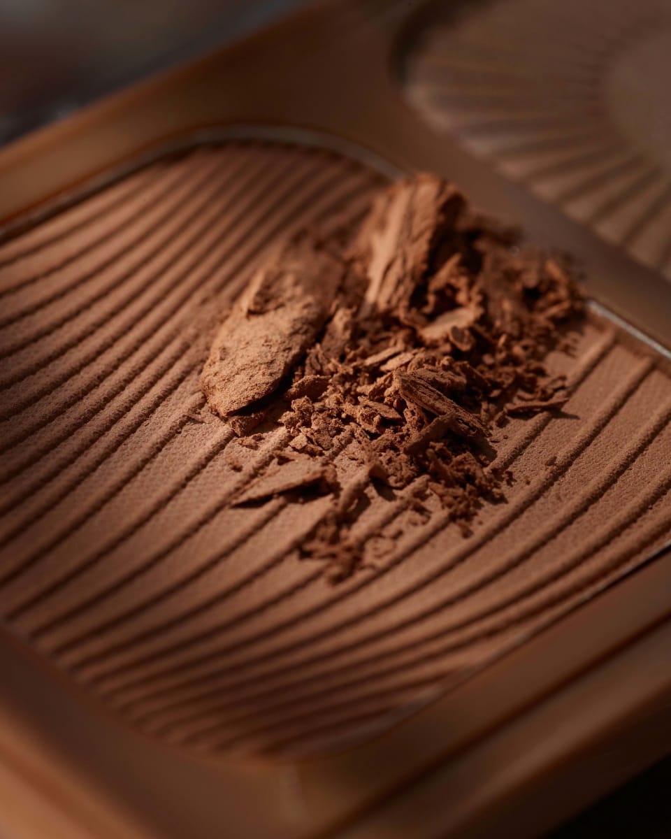 Bronzer &  Highlighter Palette Holiday Skin 010 Out Of Office, 5,5 g