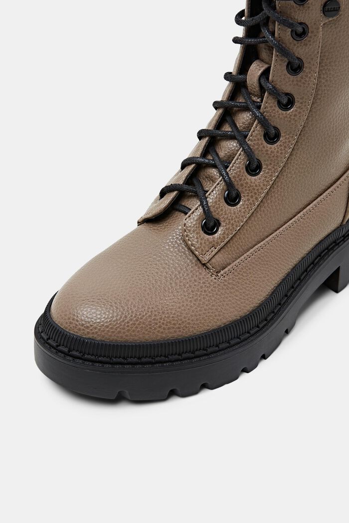 Schnürboots aus veganem Leder