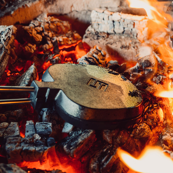 SANDWICH IRON, MOOSE MOTIF