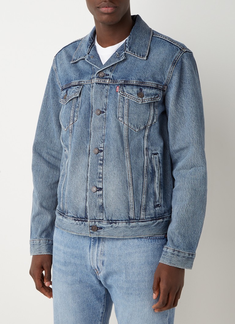Jaqueta jeans Levi's The Trucker com bolsos laterais