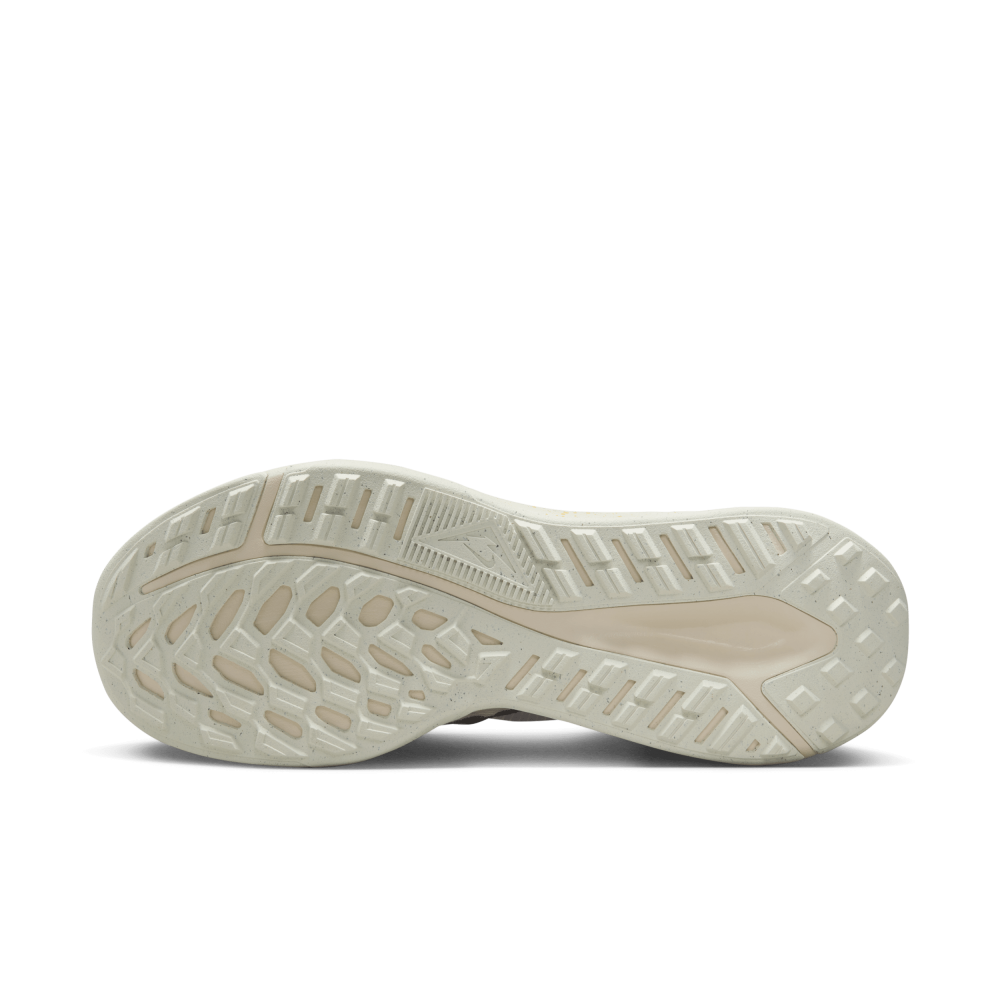 Nike Juniper Trail 2 DM0822-101 / weiss