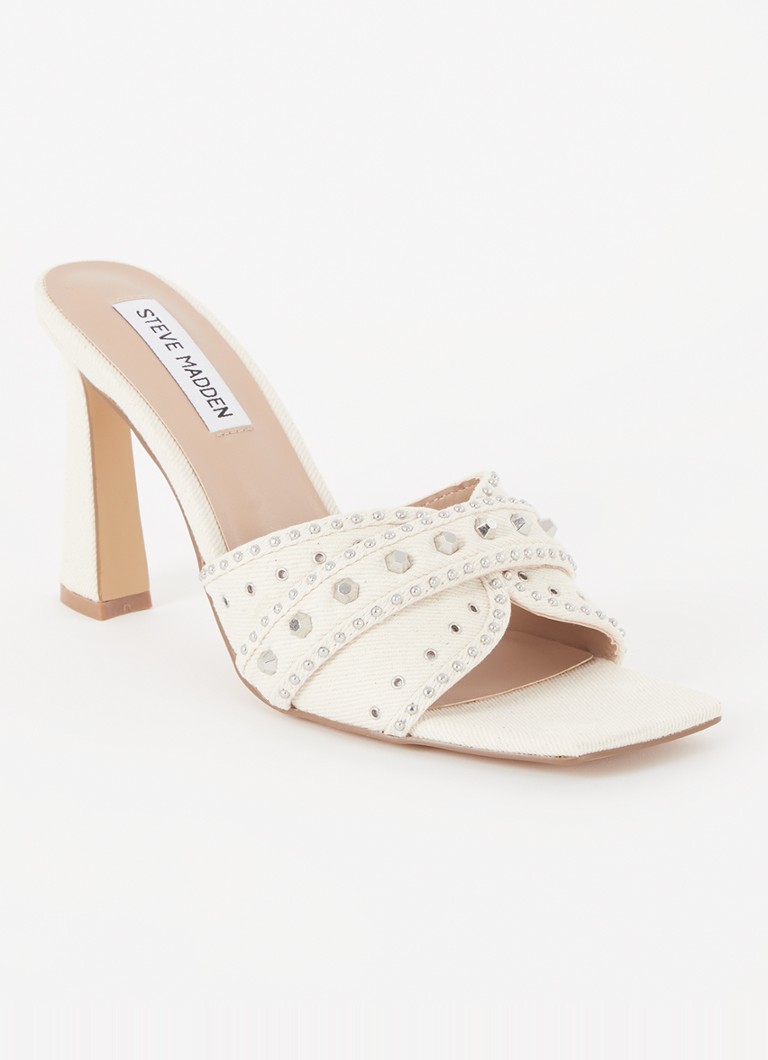 Sandale Steve Madden Kaprese din denim, împodobite cu strasuri.