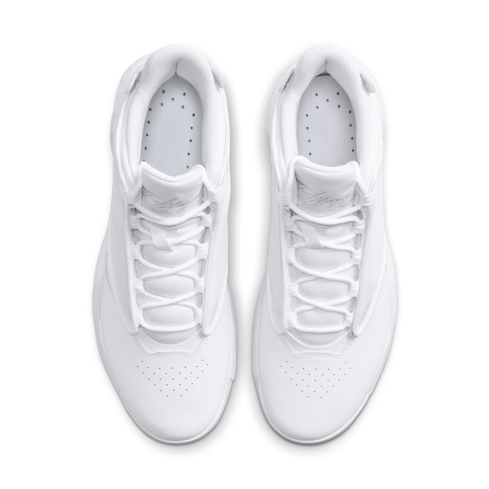 NIKE JORDAN Max Aura 4 DN3687-101 / weiss