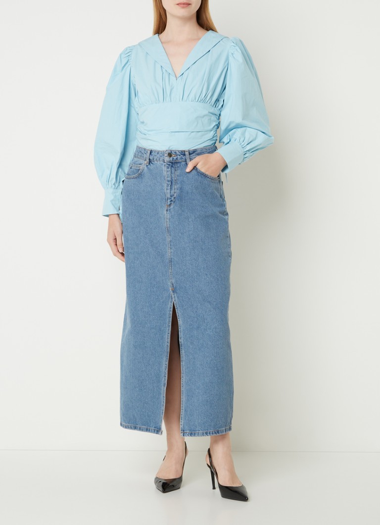 Bluza Sail de la House of Sunny prezintă detalii plisate și mâneci bufante.