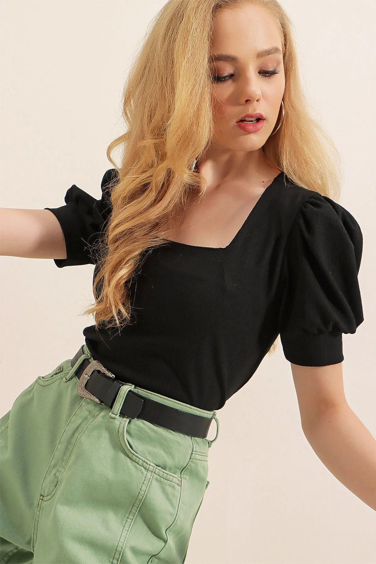 Bigdart  0409 Strickbluse mit quadratischem Ausschnitt – Schwarz