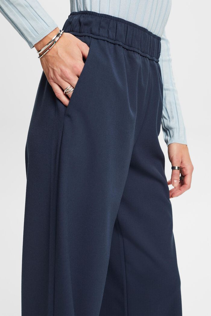 Pull-on-Hose mit weitem Bein