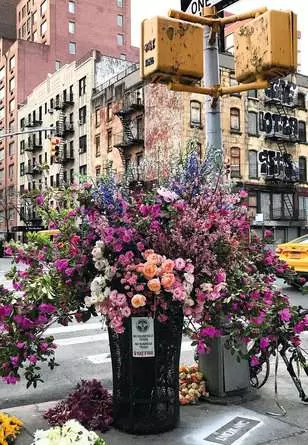 Puzzle 300 Teile - Flowers in New York