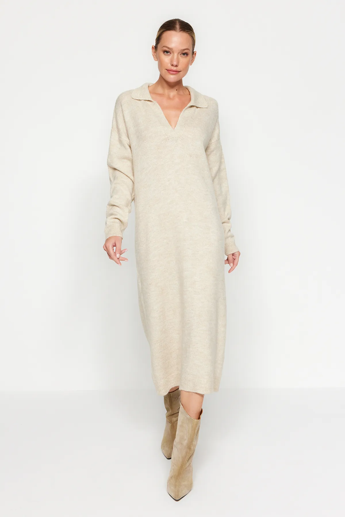 Trendyol Collection  Taş Nachhaltigeres Midi-Strickkleid TWOAW24EL00520