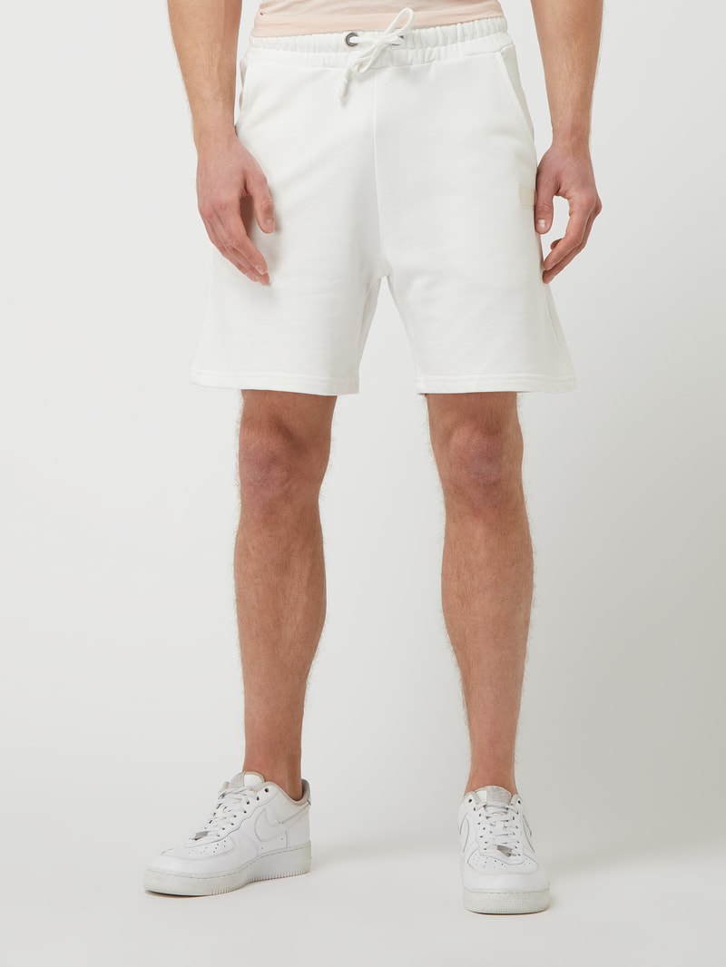 Sweatshorts aus Bio-Baumwolle in offwhite
