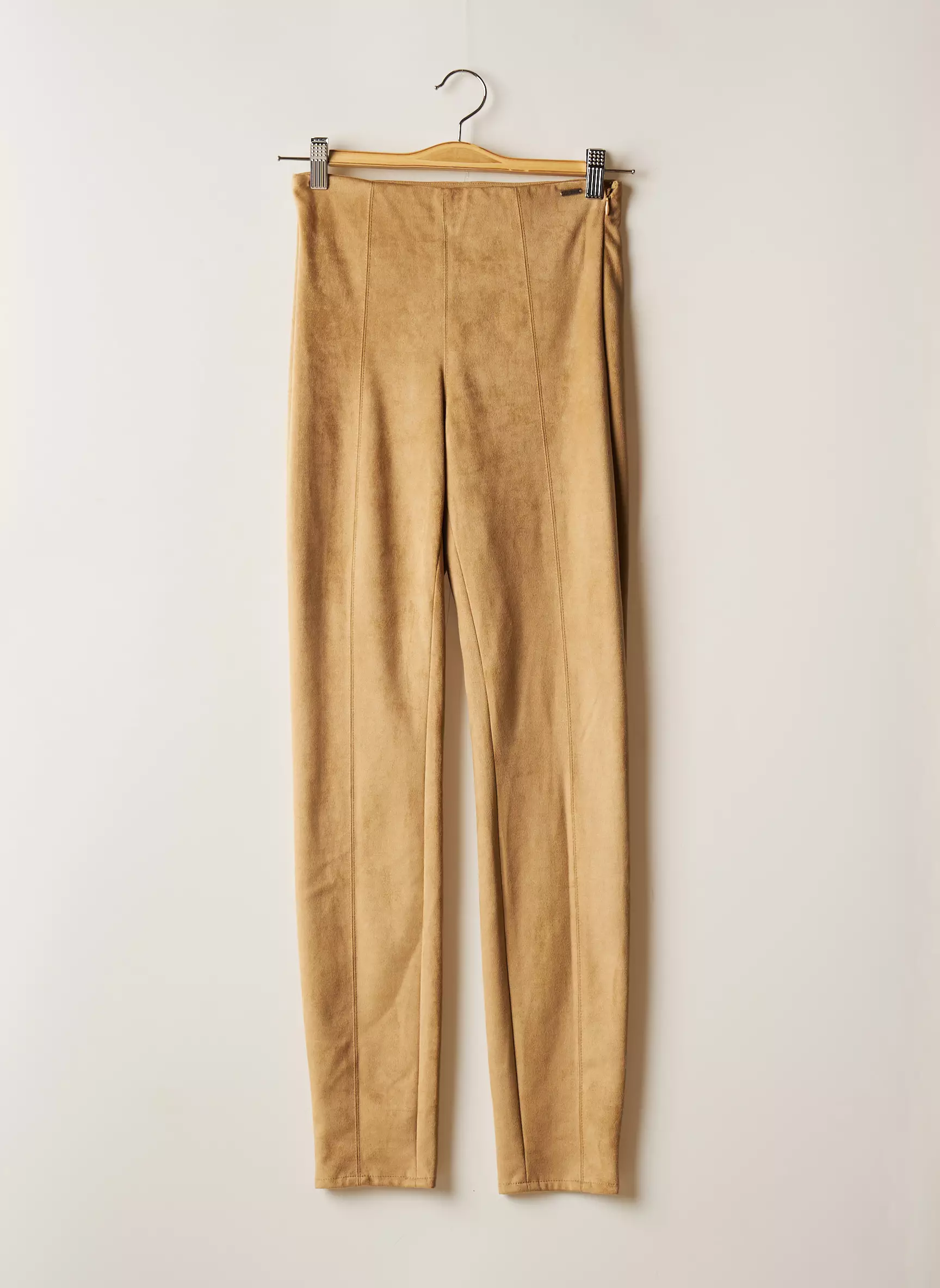 Guess Pantalons Slim Femme couleur beige