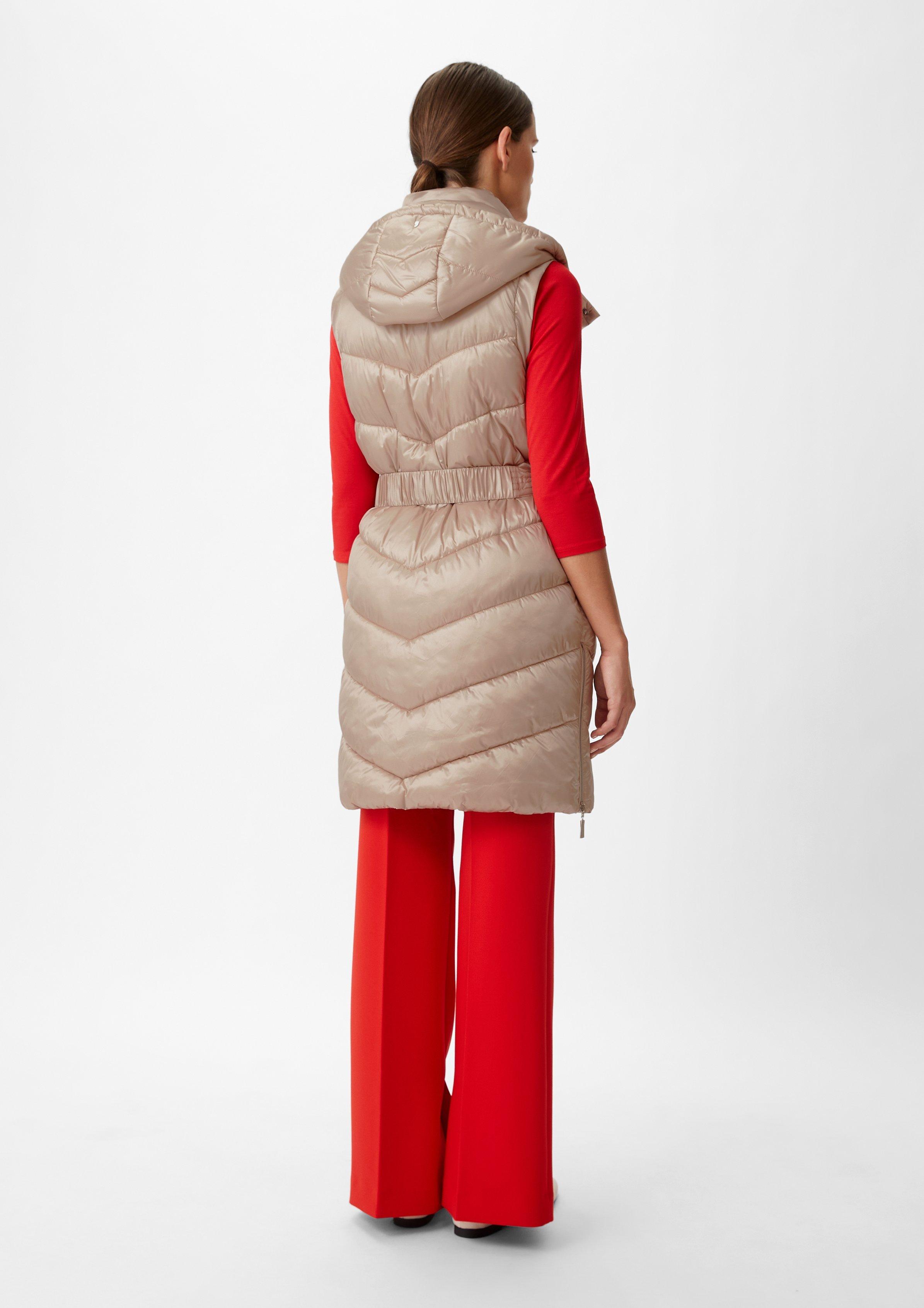 Lange Steppweste mit Taillengürtel - beige