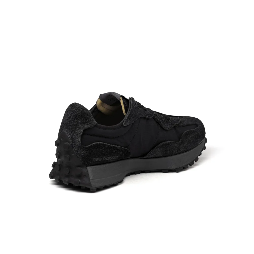 New Balance 327 U327WCD / schwarz