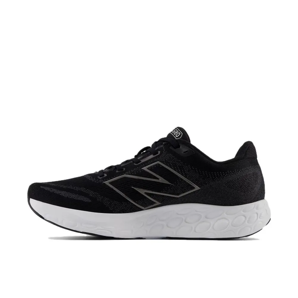 New Balance FRESH FOAM M680LK8 / schwarz