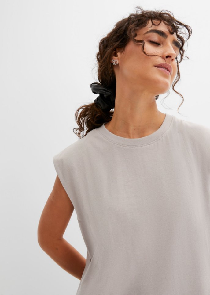 Shirt mit verstärkter Schulter