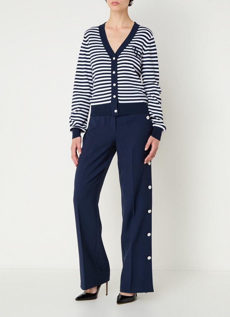 Cardigan Caroline di Fifth House a righe con logo stampato.