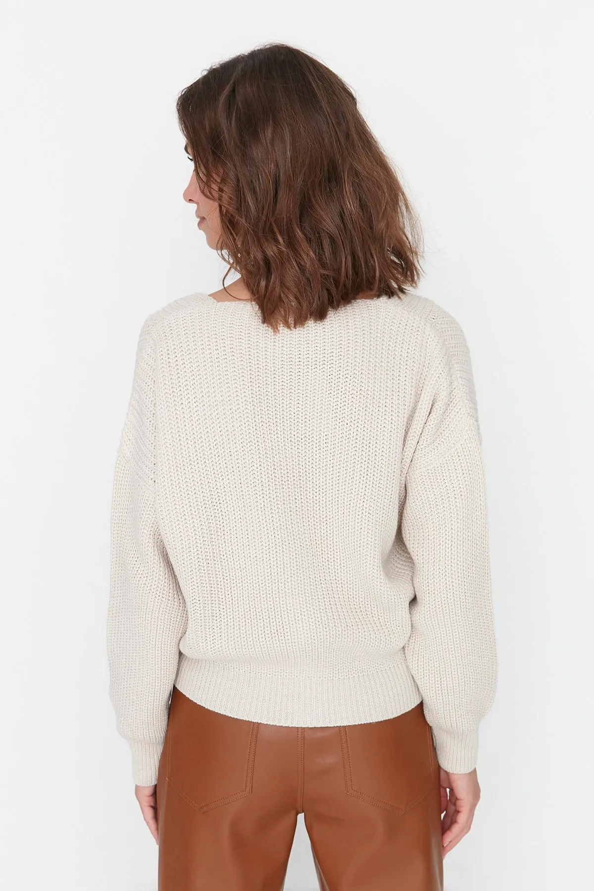 Trendyol Collection  Strickjacke mit Steinknopfdetail