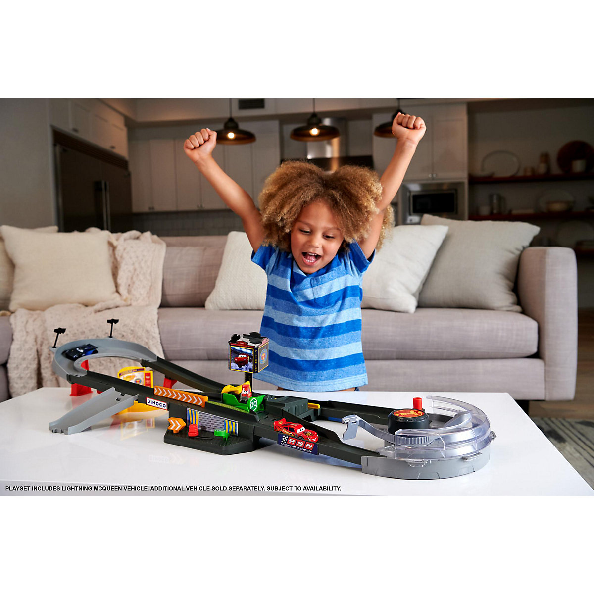 Pixar Cars Piston Cup Action-Rennstrecke