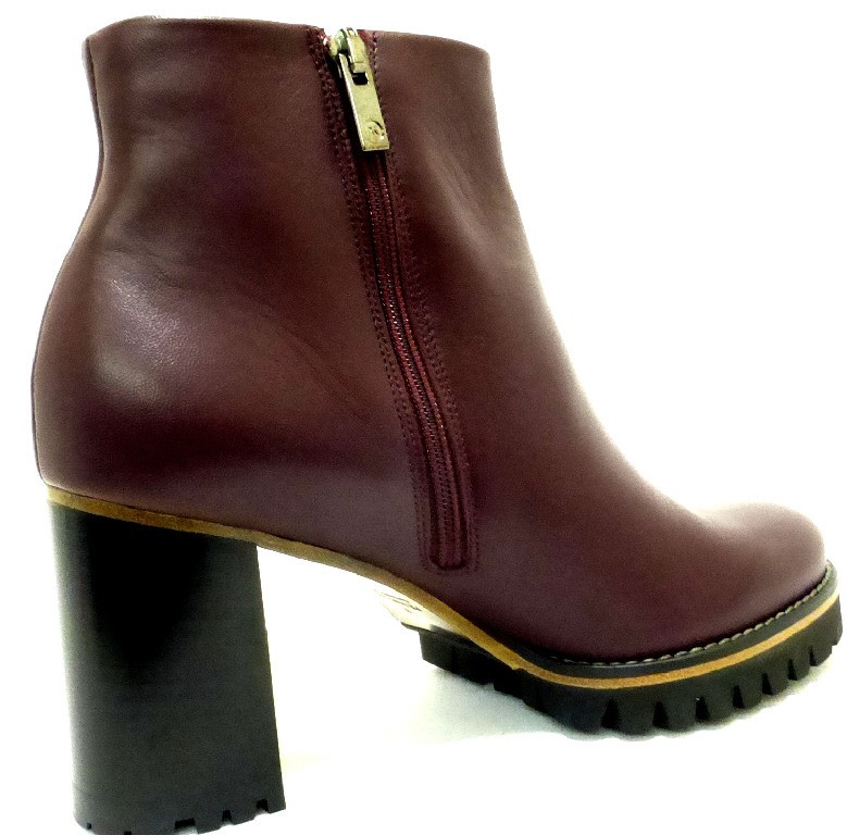 PETER KAISER Stiefeletten braun