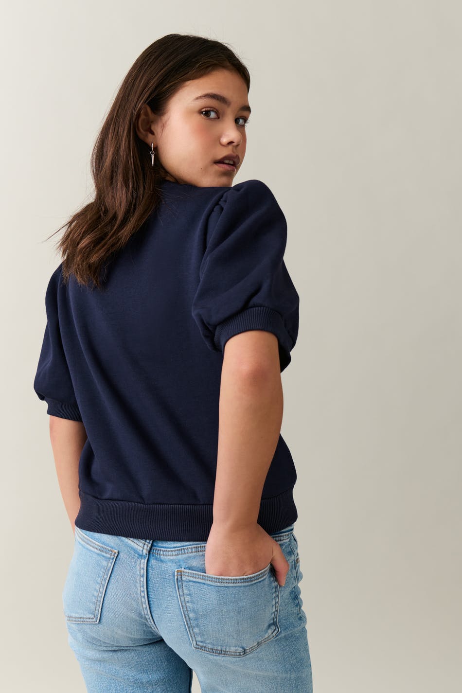 Y puff sleeve sweater