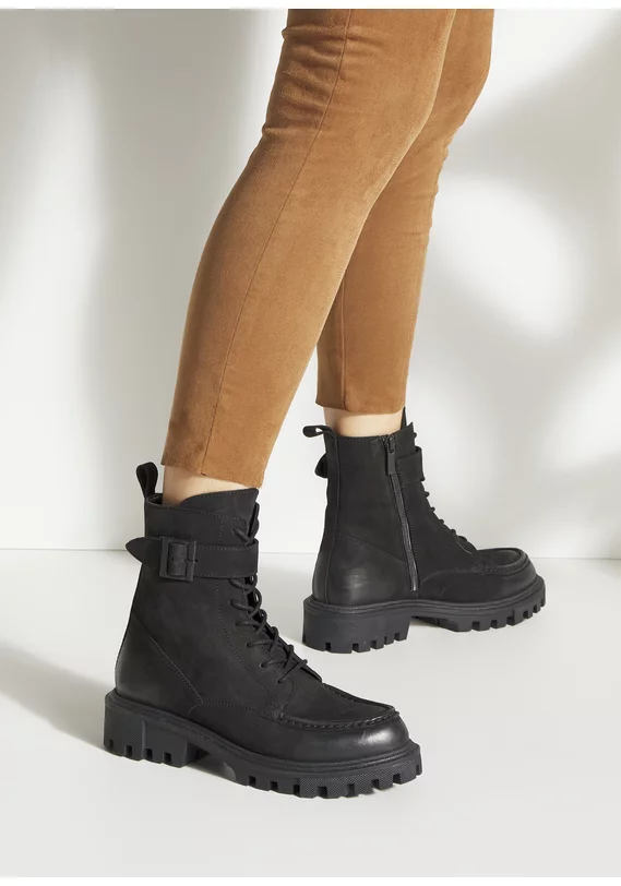 Schnürboots