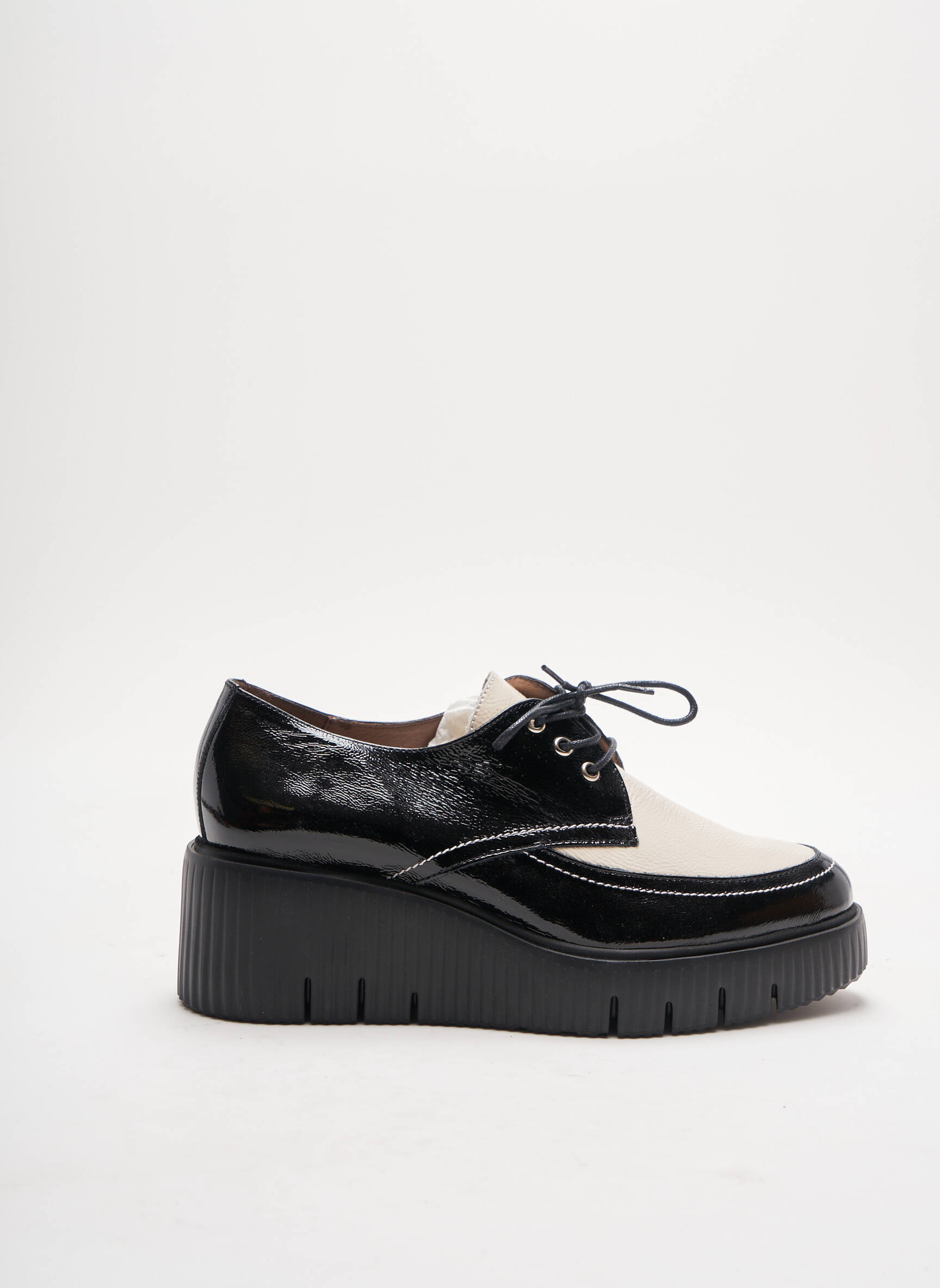 Wonders Derby Femme couleur noir