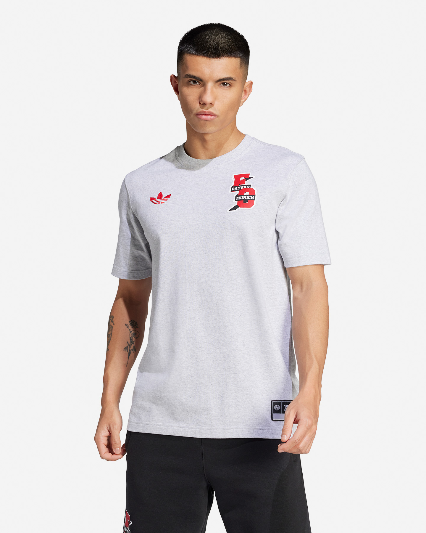 Oficiálne futbalové oblečenie Adidas Bayern Mníchov OG Vrct M JL6112