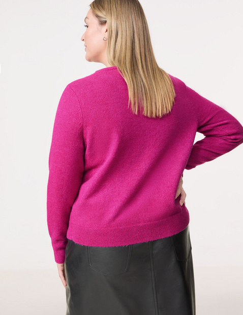Wärmende Strickjacke mit Knopfleiste