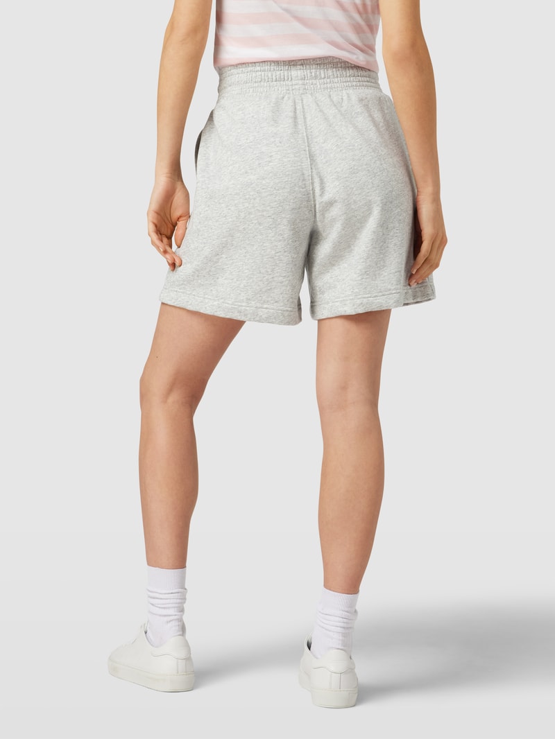 Sweatshorts mit elastischem Bund in stein