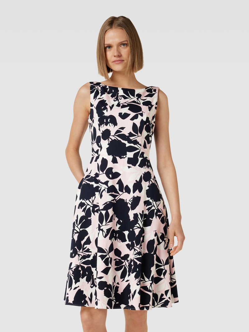 Cocktailkleid mit floralem Muster in rosé