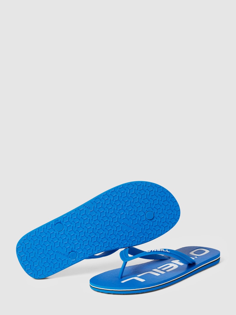 Slides mit Label-Applikation in royalblau