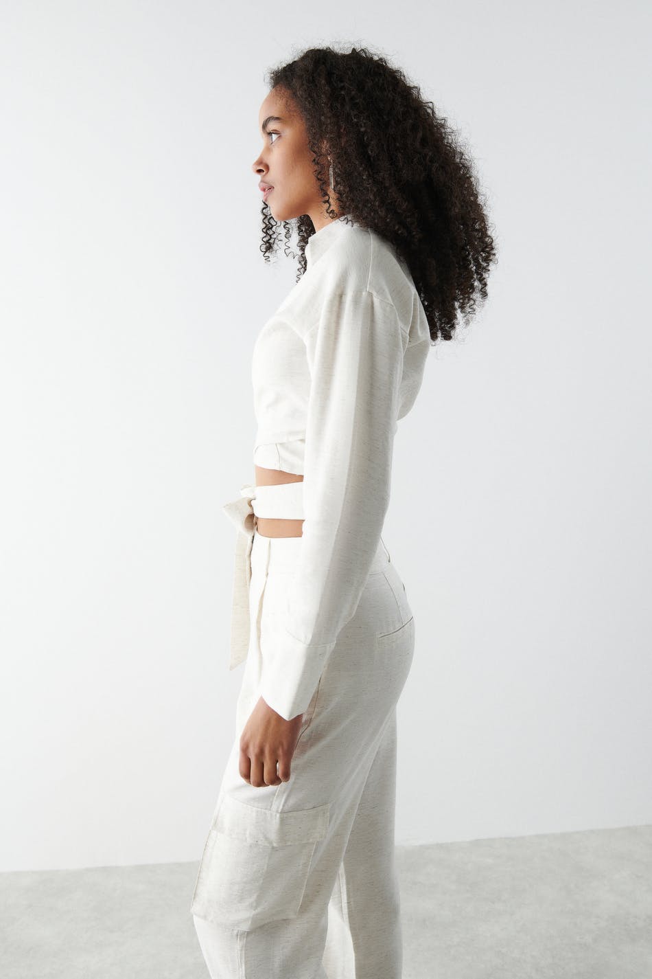 Avery tie shirt