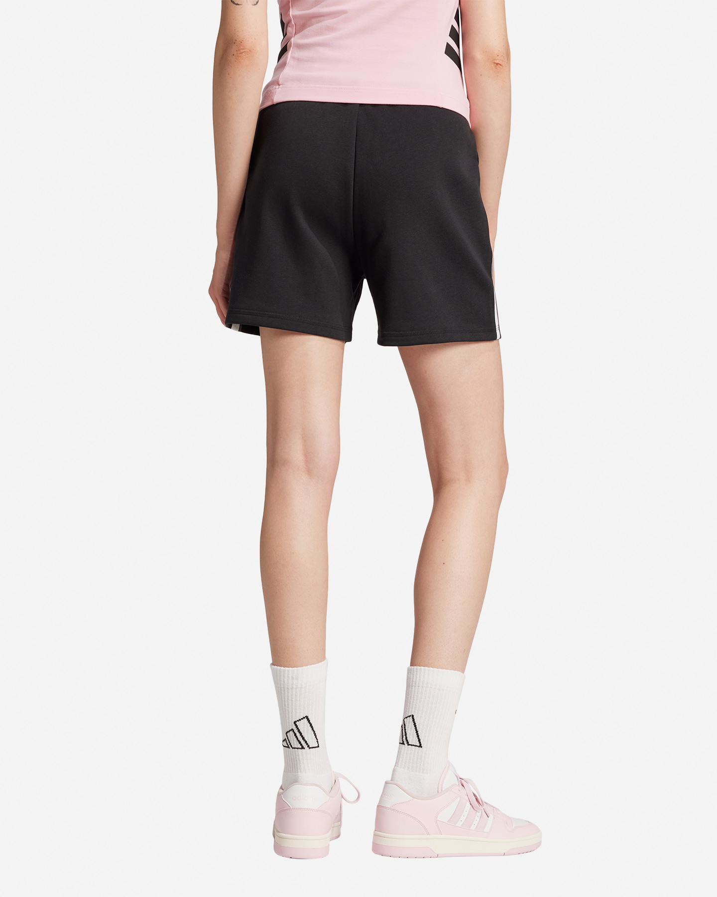 Spodenki Adidas Classic W JG6215